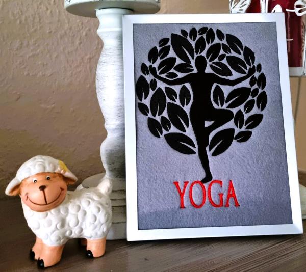 Vollstickdatei Yogabaum